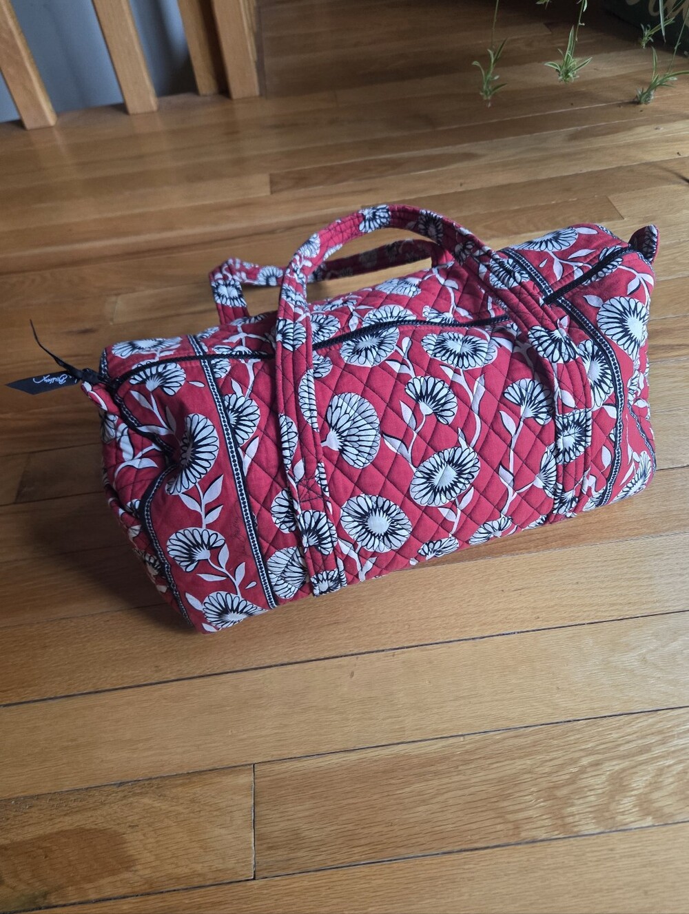 Vera Bradley Red Quilted Floral Duffle (Size Small)